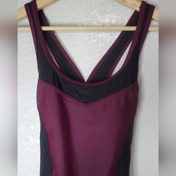 Speedo Potent Purple & Black One Pece Competitive Swimsuit size Small - Picture 3 of 5